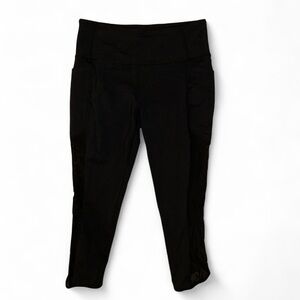 Athleta crop tight leggings 
Black 
Medium Petite (MP)